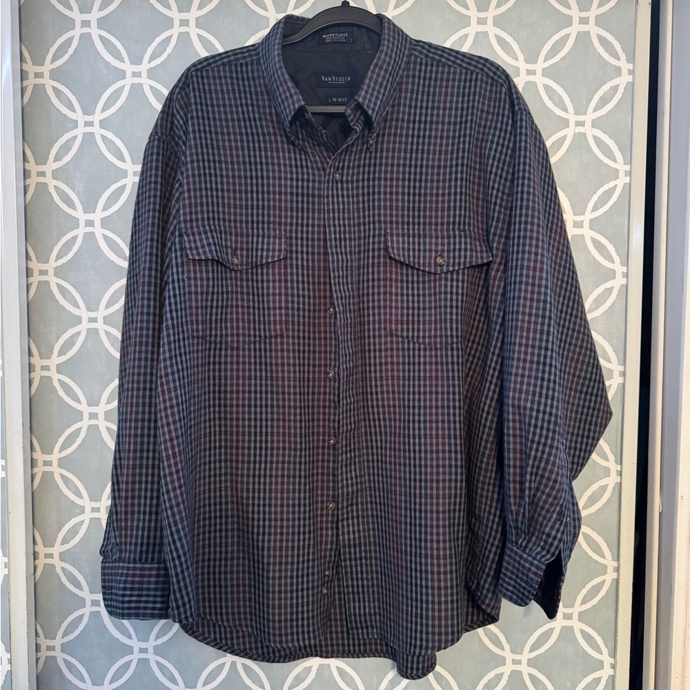 Van Heusen Men's Checkered Shirt